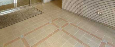 メゾンドヴィレ浅草橋のエントランス