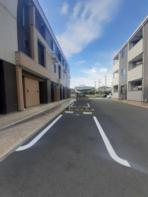 【駐車場】 | ル・リアンⅠ | カースペースがあります