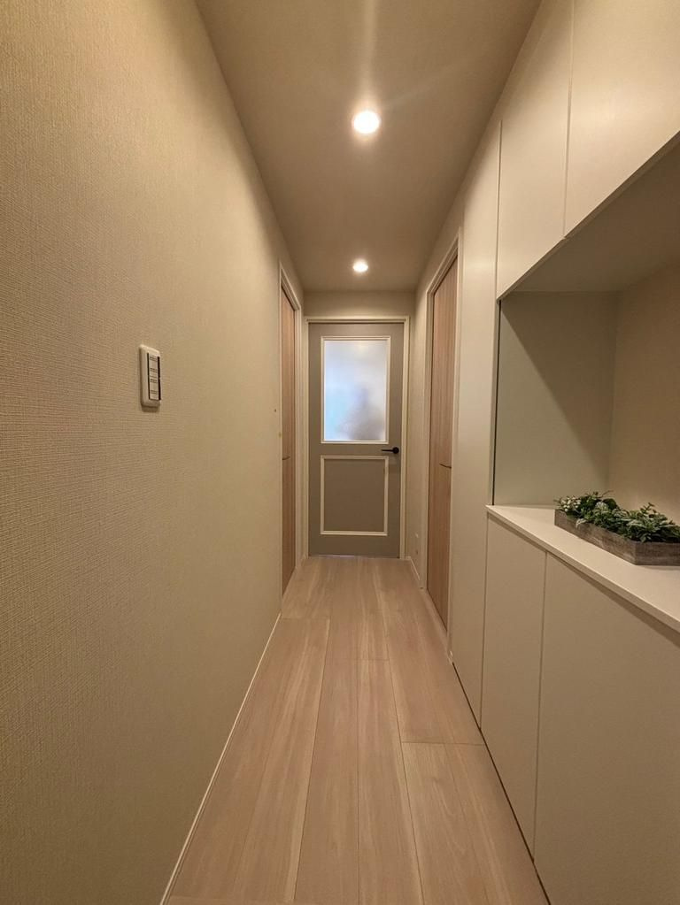 ライオンズマンション宮崎台第３の玄関|玄関～廊下