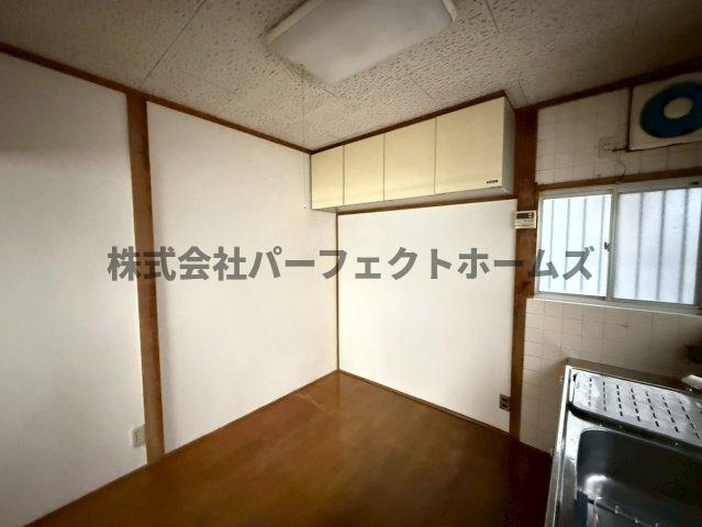 村野東町戸建　賃貸の居間・リビング|ゆったりとしたリビングです