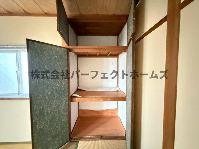 村野東町戸建　賃貸の収納|小物を収納するのに便利です
