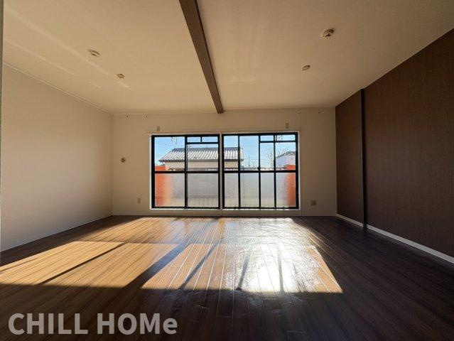 ドミール江木の居間・リビング|他社様掲載物件もまとめてご紹介、ご案内可能です(^^)/