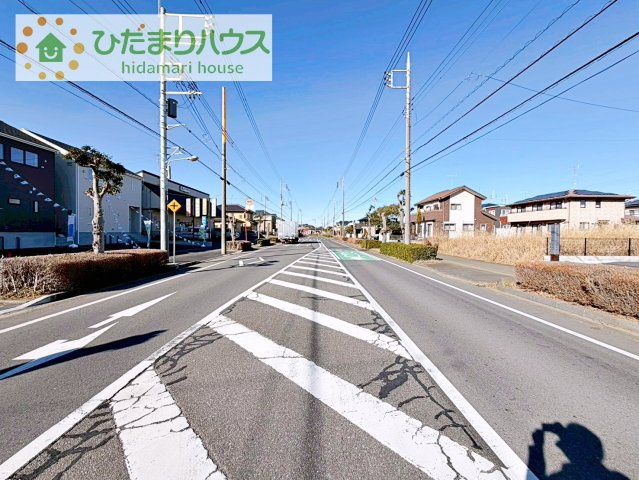 【前面道路含む現地写真】 | 龍ケ崎市城ノ内第9　新築戸建　3号棟 | たっぷりの陽光と心地よい風が舞い込む住まい♪