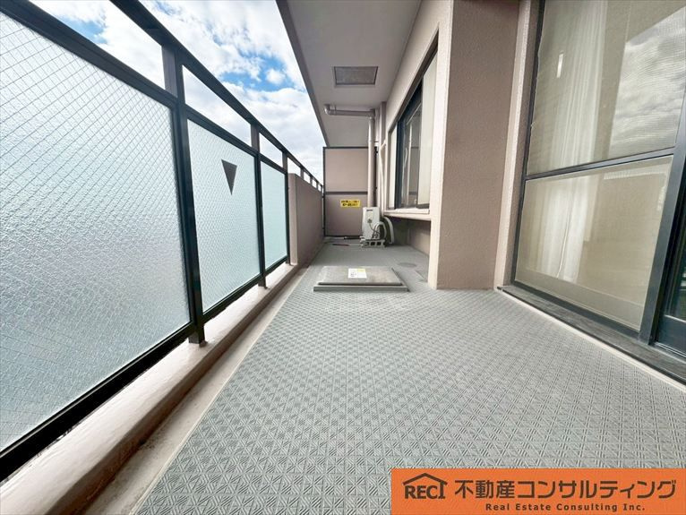 コート甲子園南3番館のバルコニー