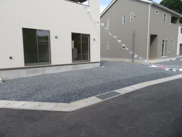 高崎市吉井町吉井川第3（全5棟）4号棟の駐車場