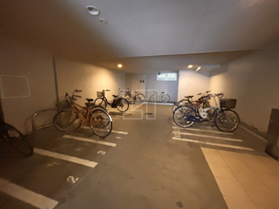 【その他共用部分】 | ジュネーゼグラン上本町 | ジュネーゼグラン上本町　駐輪場