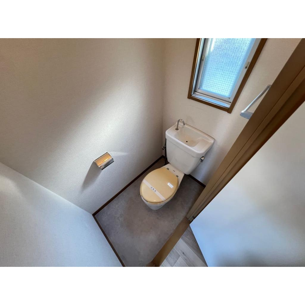 パナハイツ青谷のトイレ|落ち着いたトイレです