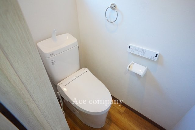 【トイレ】 | 東大阪市若江西新町3丁目 | シャワートイレ新調です☆