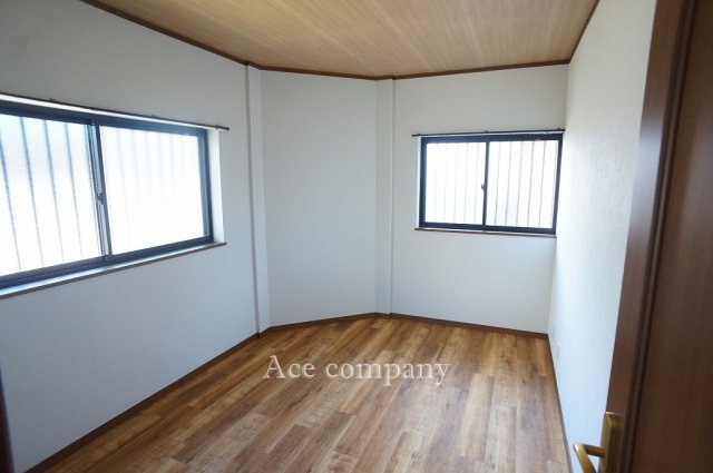 【子供部屋】 | 東大阪市若江西新町3丁目 | 【1階：洋室5.5帖】