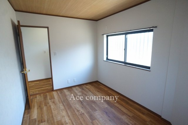 【子供部屋】 | 東大阪市若江西新町3丁目 | 【1階：洋室5.5帖】