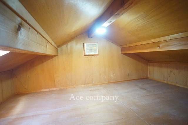【収納】 | 東大阪市若江西新町3丁目 | 屋根裏収納付きです♪昇降階段は3階の廊下にあります♪
