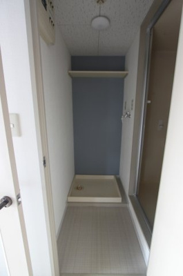 【設備】 | 第2サンハイツ台原 | 洗濯機置場