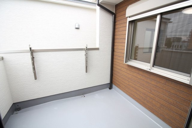 MELDIA緑区黒沢台11905②｜名古屋市の戸建ならホームアップのバルコニー|【売主施工例】