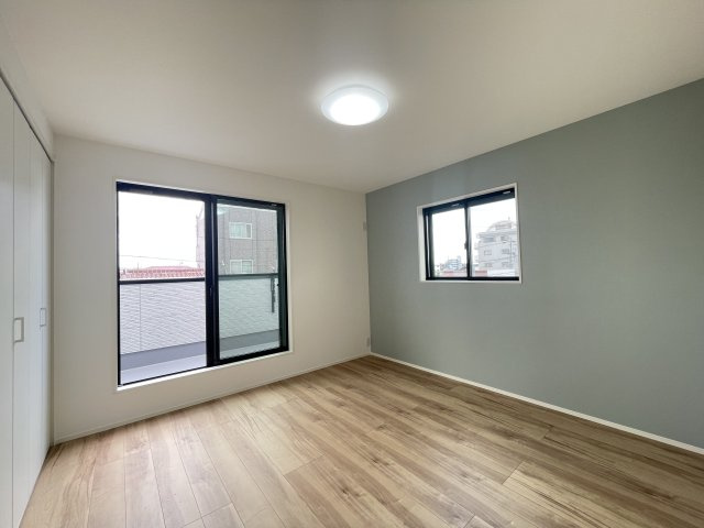 MELDIA緑区黒沢台11905②｜名古屋市の戸建ならホームアップの洋室|【売主施工例】２面採光の日当りの良い洋室