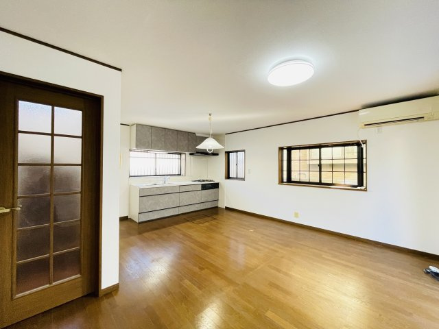 【居間・リビング】 | 深谷市上野台　中古戸建