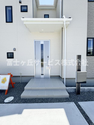 【エントランス】 | 島田市中河 新築一戸建て A号棟 | エントランスです