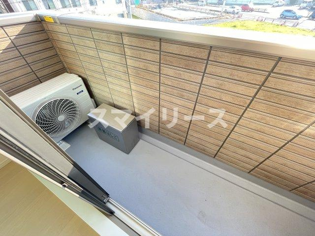AJ南流山のバルコニー