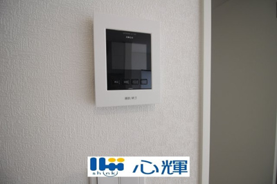 【セキュリティ】 | クレイドルガーデン宇部市床波 第3（1号棟） | 家事動線を考慮した個所に設置し、防犯性と利便性に優れ快適と安らぎを合わせた優しい設計。
