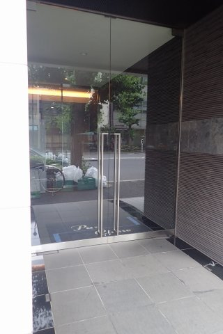 paz-classe本郷春木町のエントランス