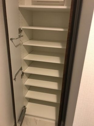 クレヴィスタ亀戸Ⅴの玄関