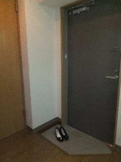 【玄関】 | 第５６シンエイビル | ※別部屋の参考写真です。