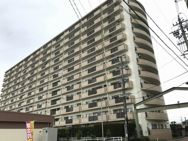 ナビタウン各務原マンション二番館の外観
