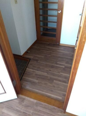 【玄関】 | ウッディハウス