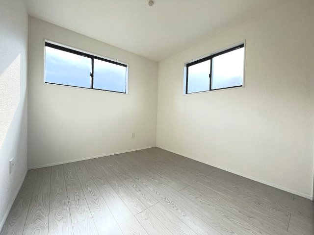 【子供部屋】 | 福岡市南区西長住2丁目2期　1号棟（全5棟）【仲介手数料無料・0円】 | 施工例。施工例は完成時と異なる場合があります。