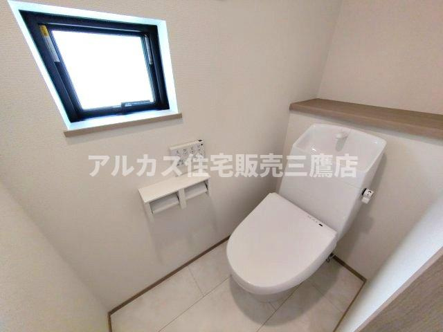 調布市深大寺元町４丁目 京王線 調布駅 新築戸建のトイレ