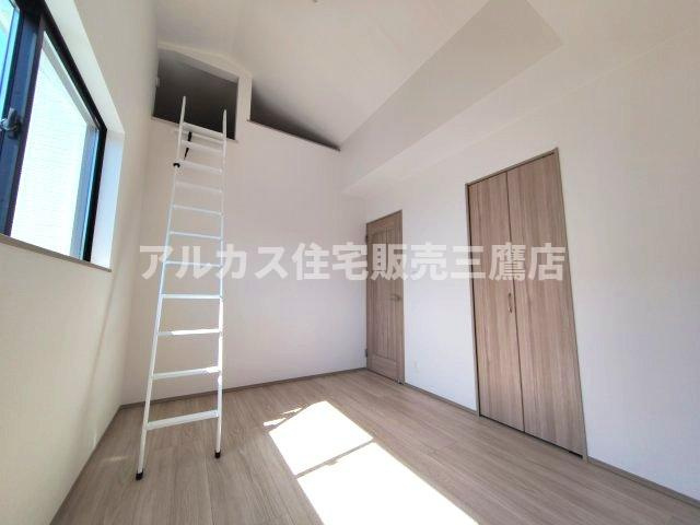 調布市深大寺元町４丁目 京王線 調布駅 新築戸建の洋室