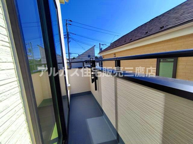 調布市深大寺元町４丁目 京王線 調布駅 新築戸建のバルコニー