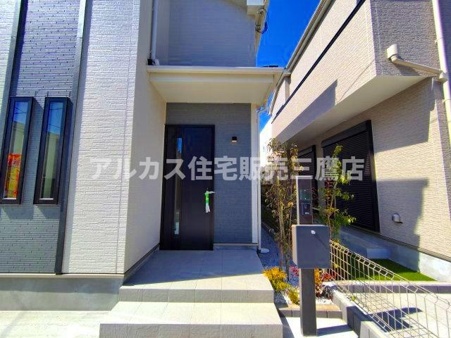 調布市深大寺元町４丁目 京王線 調布駅 新築戸建のエントランス