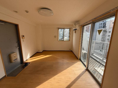 【居間・リビング】 | ビクトワーレ