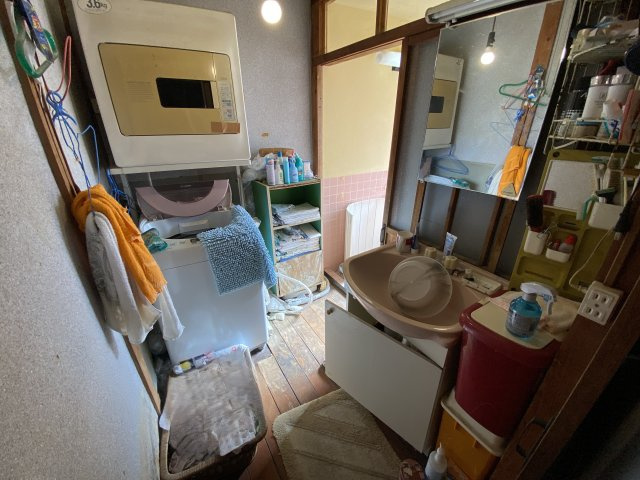 丹波市市島町中竹田の中古一戸建の洗面所|脱衣、洗濯機置場
