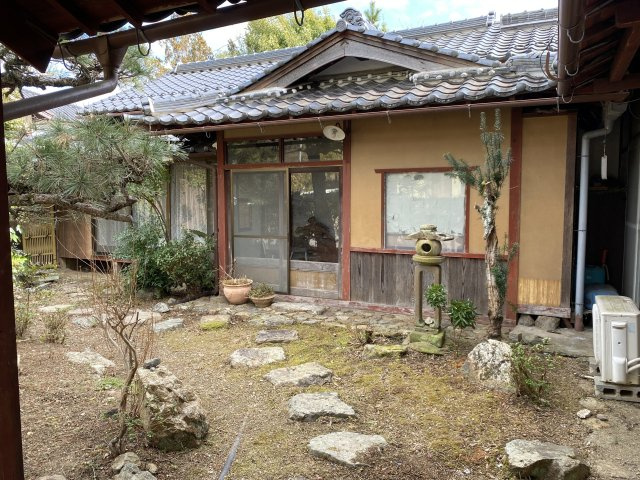 丹波市市島町中竹田の中古一戸建の庭