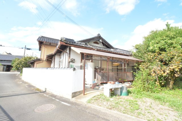 丹波市市島町中竹田の中古一戸建の外観