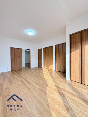 太宰府市梅香苑２丁目　戸建ての洋室