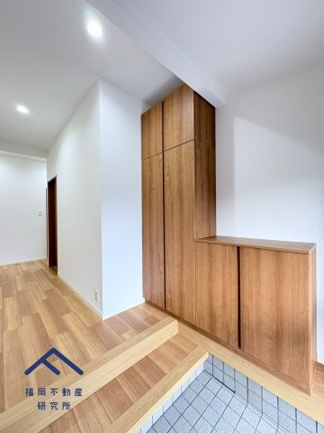 太宰府市梅香苑２丁目　戸建ての玄関