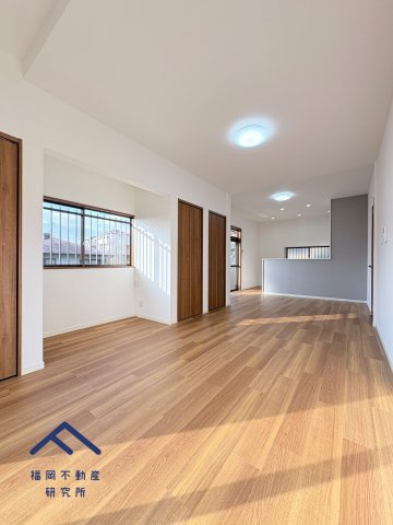 太宰府市梅香苑２丁目　戸建ての居間・リビング