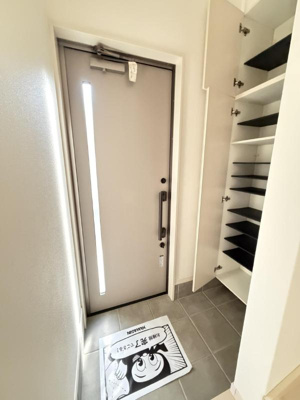 【玄関】 | 平井町賃貸住宅