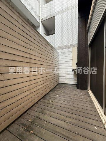 ウッドデッキ※クリーニング前のお写真です。