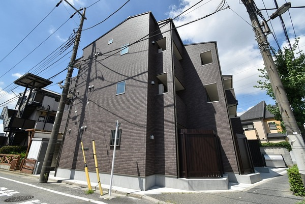 サザンフロント六町の外観