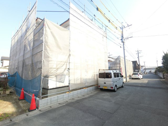 佐賀市南佐賀1丁目1期2号棟の前面道路含む現地写真|前面道路含む現地写真です