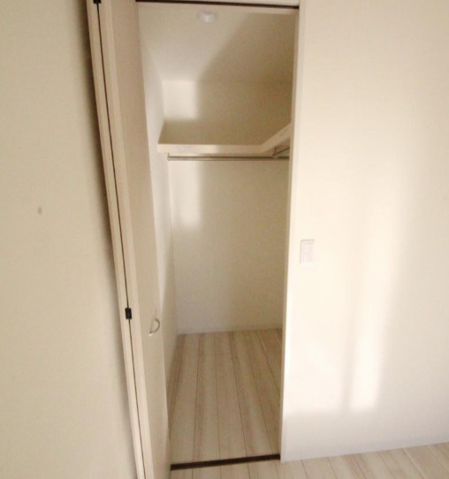 杉並区成田西１丁目のアパートの収納