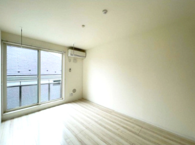 杉並区成田西１丁目のアパートの居間・リビング