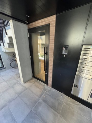 【エントランス】 | ミッド・スプレッド