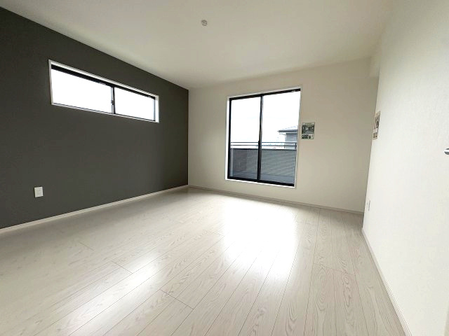 【寝室】 | 福岡市南区西長住2丁目2期　2号棟（全5棟）【仲介手数料無料・0円】 | 施工例。施工例は完成時と異なる場合があります。