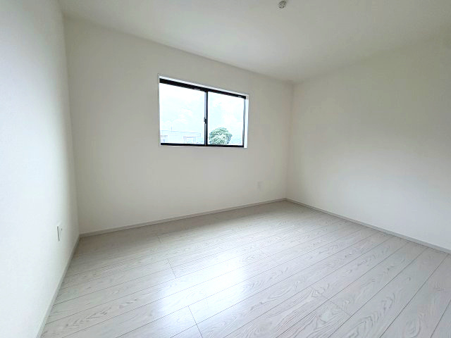 【子供部屋】 | 福岡市南区西長住2丁目2期　2号棟（全5棟）【仲介手数料無料・0円】 | 施工例。施工例は完成時と異なる場合があります。