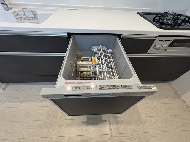 【キッチン】 | 福岡市南区西長住2丁目2期　2号棟（全5棟）【仲介手数料無料・0円】 | 施工例。施工例は完成時と異なる場合があります。