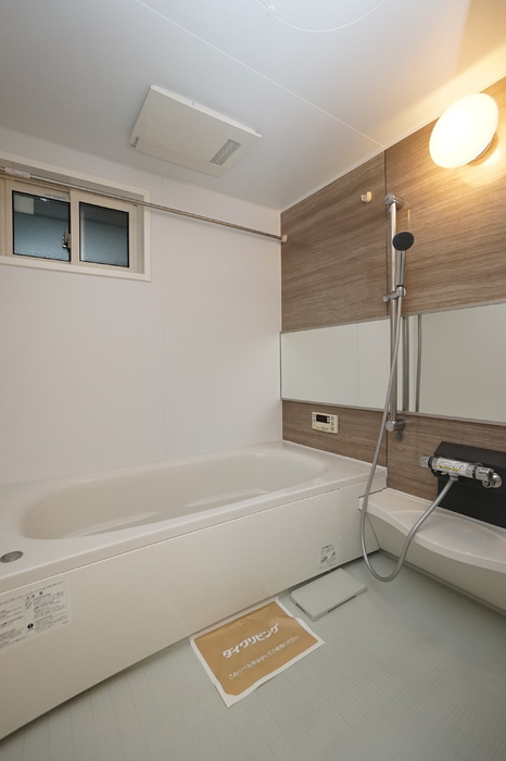 グロリア　A棟の浴室